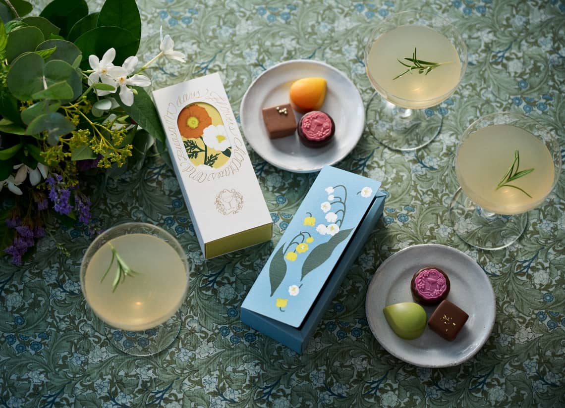 フラワリーバトン