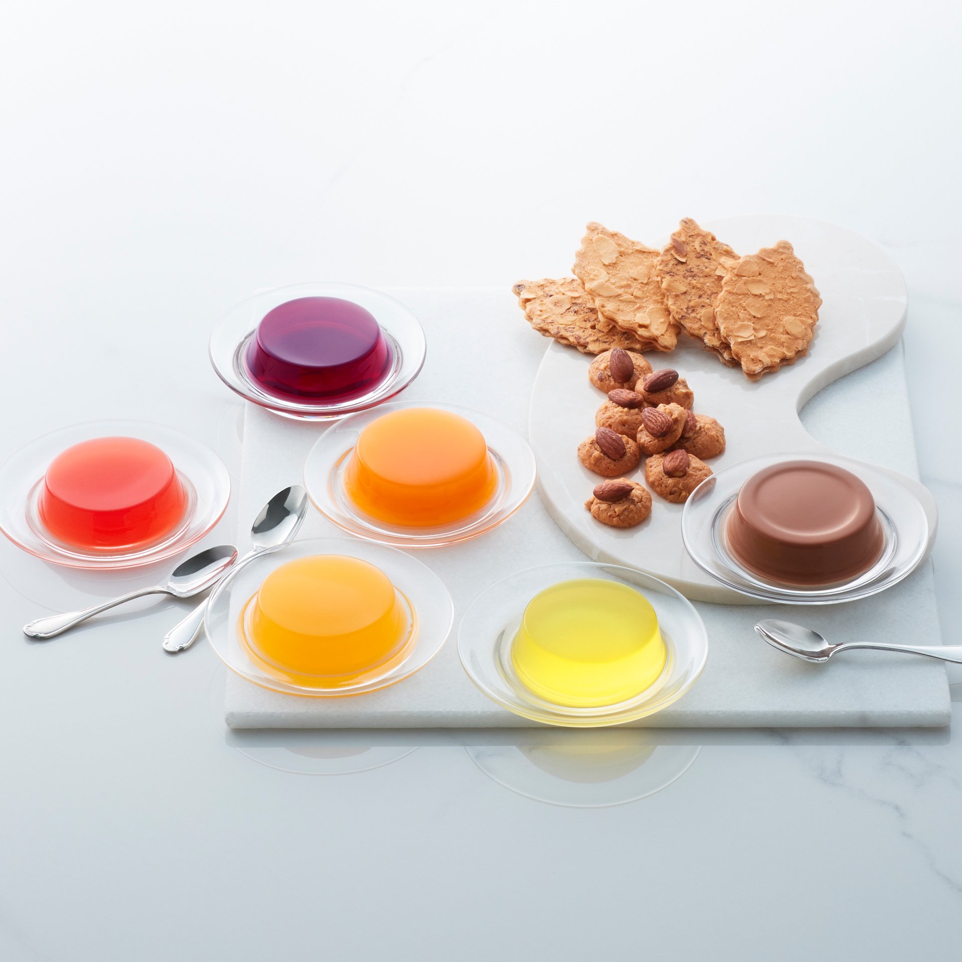 スイートサプライズ
130g、14個入